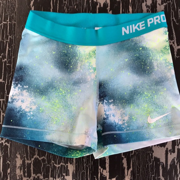 Nike Pants - Nike Pro Dri Fit Shorts